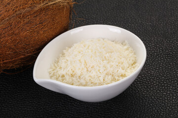 Coconut shredded chip with nut