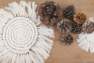 Macramé plat réalisé à la main