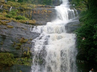 waterfalls between Ernakulam - Munnar road