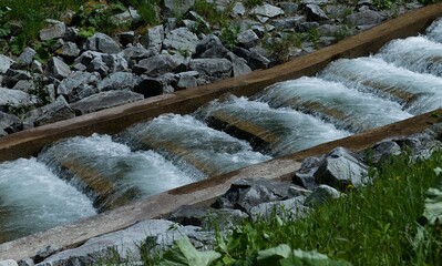 Kaskadierenstrom für Fisch Navigation unter einem künstlichen Wasserreservoir