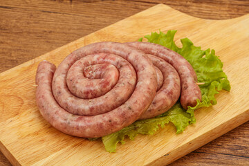 Raw sausage ring for grill