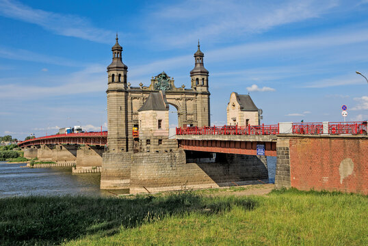 Queen Louise Bridge - Border between Lithuania and Russia