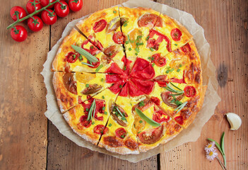 Tomate Tomaten Quiche Pizza overhead