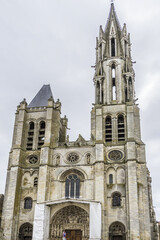 Fototapeta na wymiar Senlis Cathedral (Cathedrale Notre-Dame de Senlis, 1153 - 1191) - former Roman cathedral in Senlis, Oise, Picardie, France.