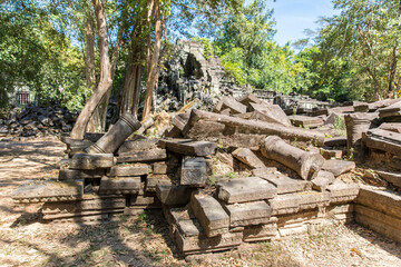 Fototapeta premium Beng Mealea Temple is a temple in the Angkor Wat style located east of the main group of temples at Angkor, Siem Reap, Cambodia.