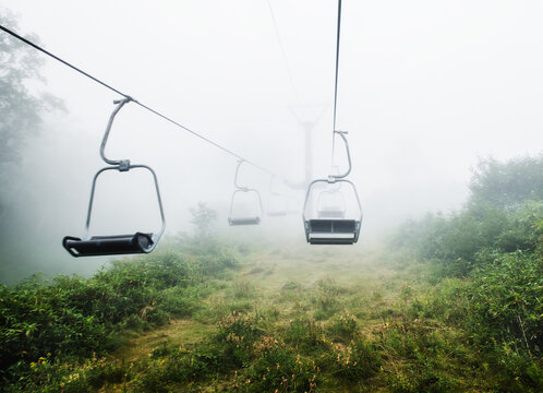 cable car in the mountains, Daisetsuzan National Park, Kamikawa, Hokkaidō, Japan, Asia