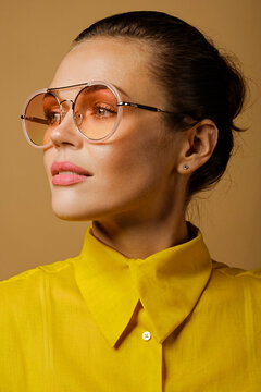 Portrait of pretty lady wearing eyeglasses