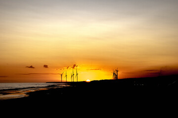 Atardecer en el mar