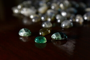 
Labradorite is a beautiful and sparkling gem.
For making jewelry
