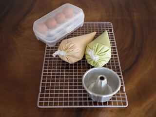 Baking Chiffon Pandan Cake at Home