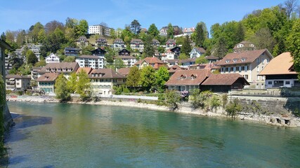 Fototapeta na wymiar view of the river and the old town