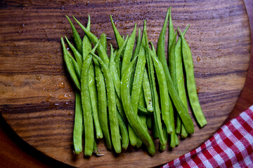 cow pad vegetable on chopping board