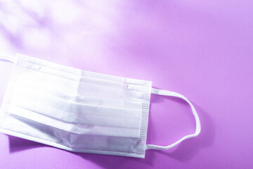 マスクを着用。医療と健康管理の為。