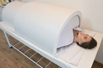 Infrared heat tunnel for slimming body