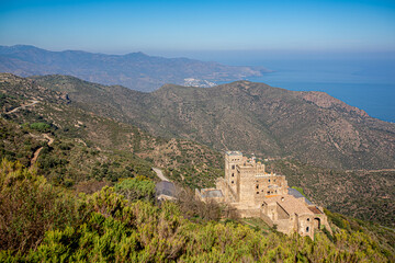 Fototapeta na wymiar top view of the monastery of Sant Pere de Rodes and mountains