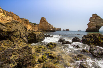 Fototapeta na wymiar Praia Marinha in Portimao, Algarve, Portugal