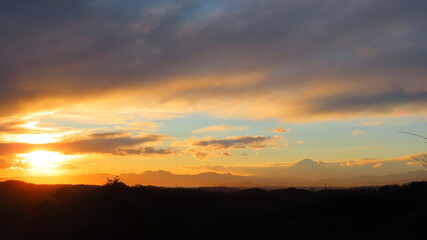 Fototapeta na wymiar sunset over fuji
