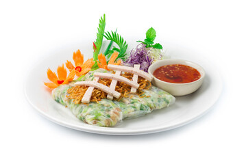 Rice flour rolls stuffed with ground pork and green onion