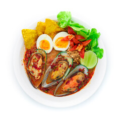 Vermicelli Rice Noodles with Mussels in Spicy Soup