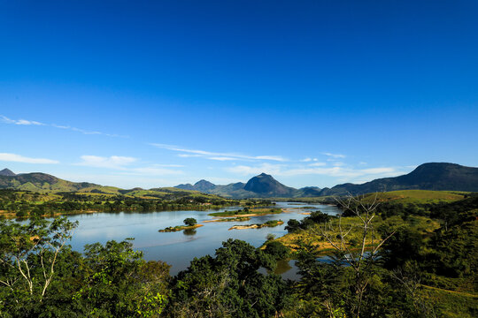 Rio Para&iacute;ba do Sul