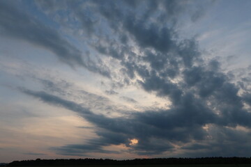 Obraz premium Stormy sunset in the counryside