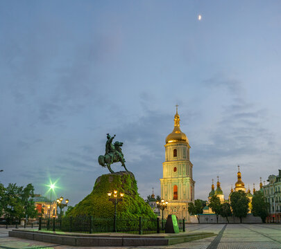 Bohdan Khmelnytsky Monument with St. Sophia Cathedral on the background, Kyiv, Kiev, Ukraine