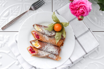 pancake with fruits 