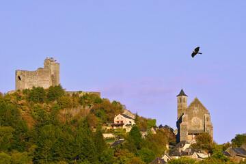 Église et château de Najac (12270), Aveyron en Occitanie, France