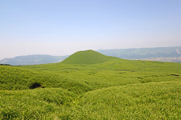 阿蘇の草千里　熊本県阿蘇