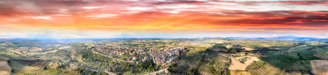 Fototapeta premium Pienza, Tuscany. Aerial view at sunset of famous medieval town