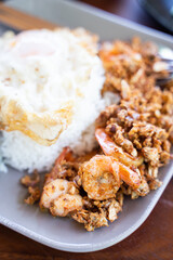rice with fried shrimp and garlic