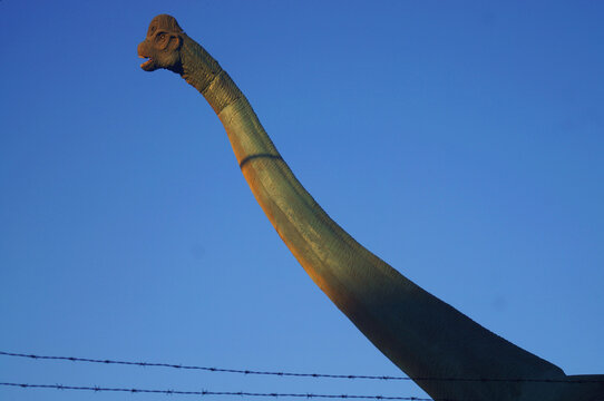 old dinasaur in the city
