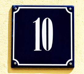 Hausnummer 10