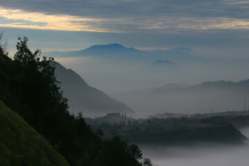 volkano Mount Bromo, Indonesia, in sunrise