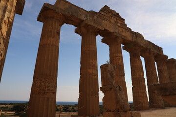 paysage en Sicile temple  Calatafimi Segesta Italie