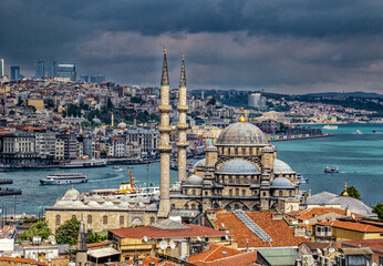 Obraz premium The New Mosque, originally known as the Valide Sutan Mosque, was built between 1660 and 1665.