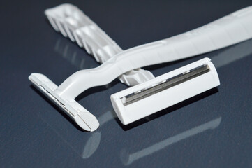 razor safety