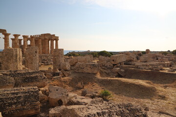 paysage en Sicile temple  Calatafimi Segesta Italie