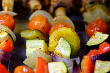 Vegetables skewers marinated in garlic and herbs sauce