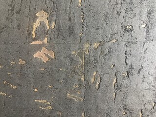 Cork crackle effect wallpaper in gunmetal silver