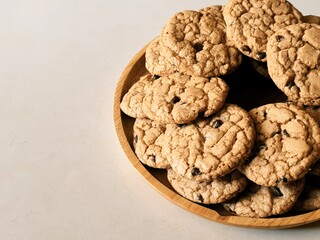 chocolate chip cookies