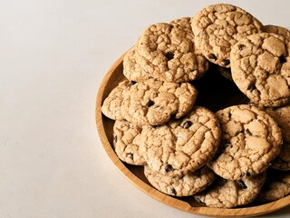 chocolate chip cookies