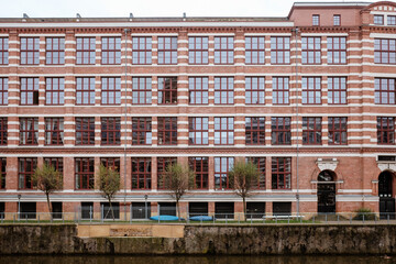 Obraz premium Apartment house industrial look