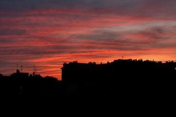 Fototapeta premium Coucher de soleil sur la ville