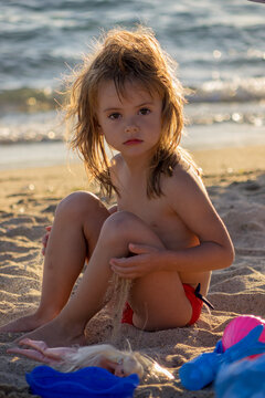 Child Beach Images – Browse 1,333,771 Stock Photos, Vectors, and ...