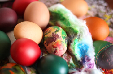Obraz na płótnie Canvas Painted Easter eggs, close up