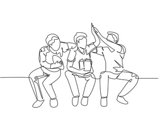 Fototapeta na wymiar One single line drawing of young happy fans siting on sofa and watching their favorite club playing the match on the television. Fans club concept continuous line draw design vector illustration