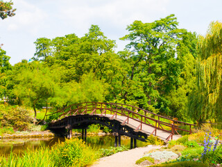 Garden bridge