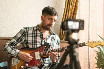 Guitar lessons online, classes online