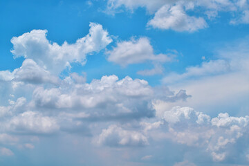 clouds in the blue sky